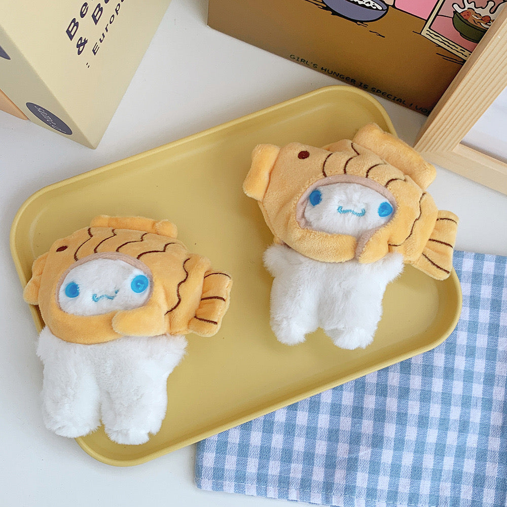 Cinna takayaki doll keychain