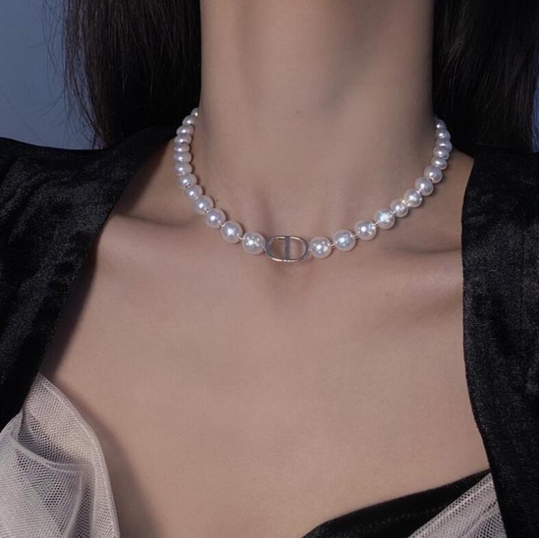Pearl necklace