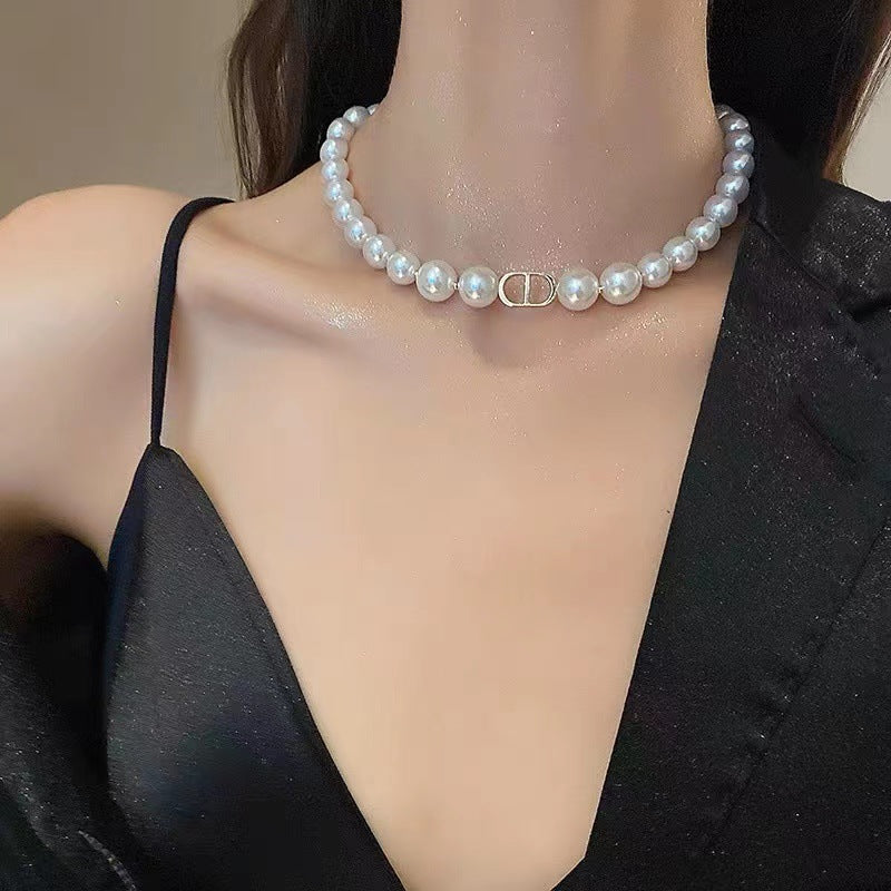 Pearl necklace