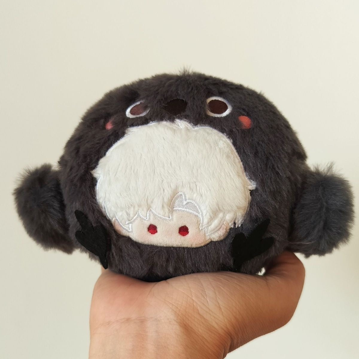 Love and deep space doll
10 cm