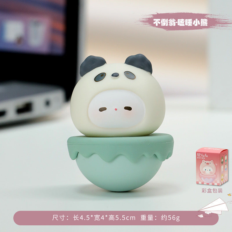 Wobble animal figures toy for desktop random box