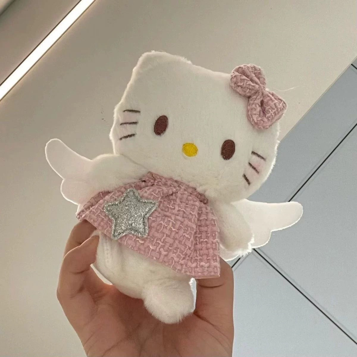 Hello kitty Angel keyring