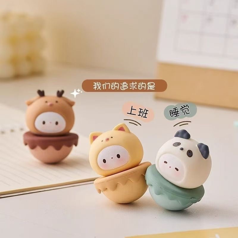 Wobble animal figures toy for desktop random box