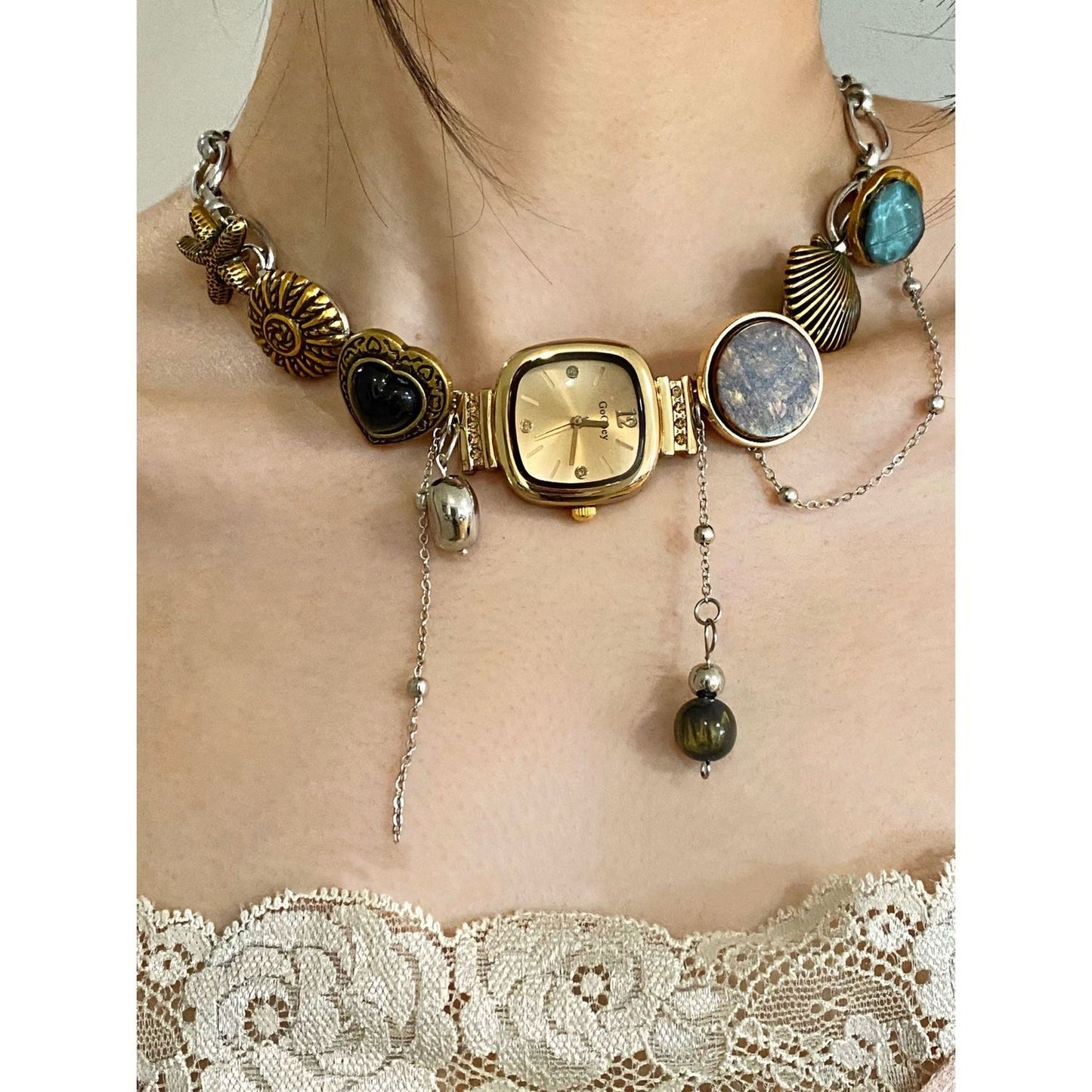 Watch necklace golden vintage style