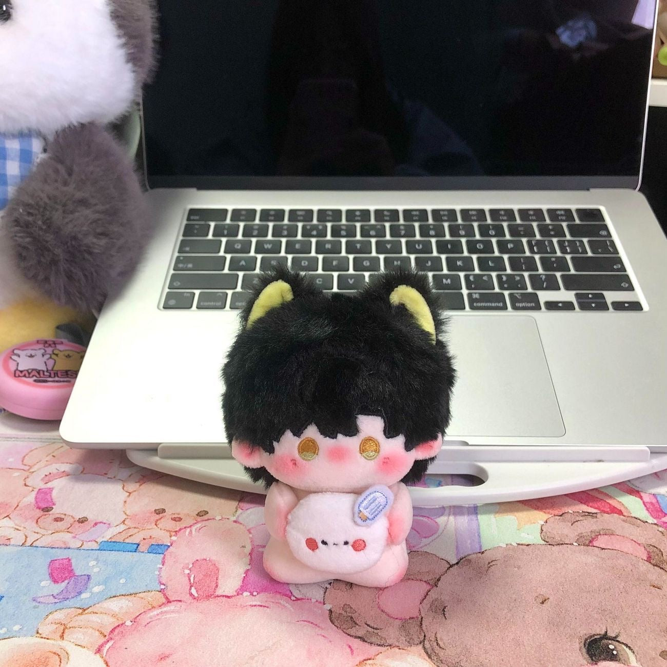 Love & deep space 10 cm plushie doll