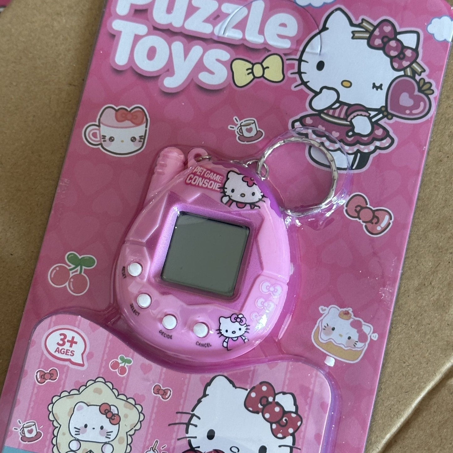 Tamagotchi sanrio keychain