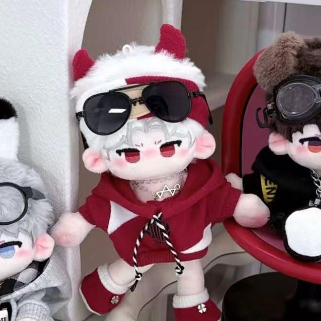 Love and deep space 20 cm dolls