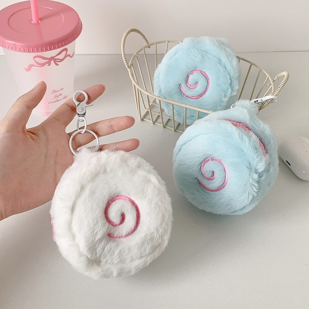 Fish cake coin pouch