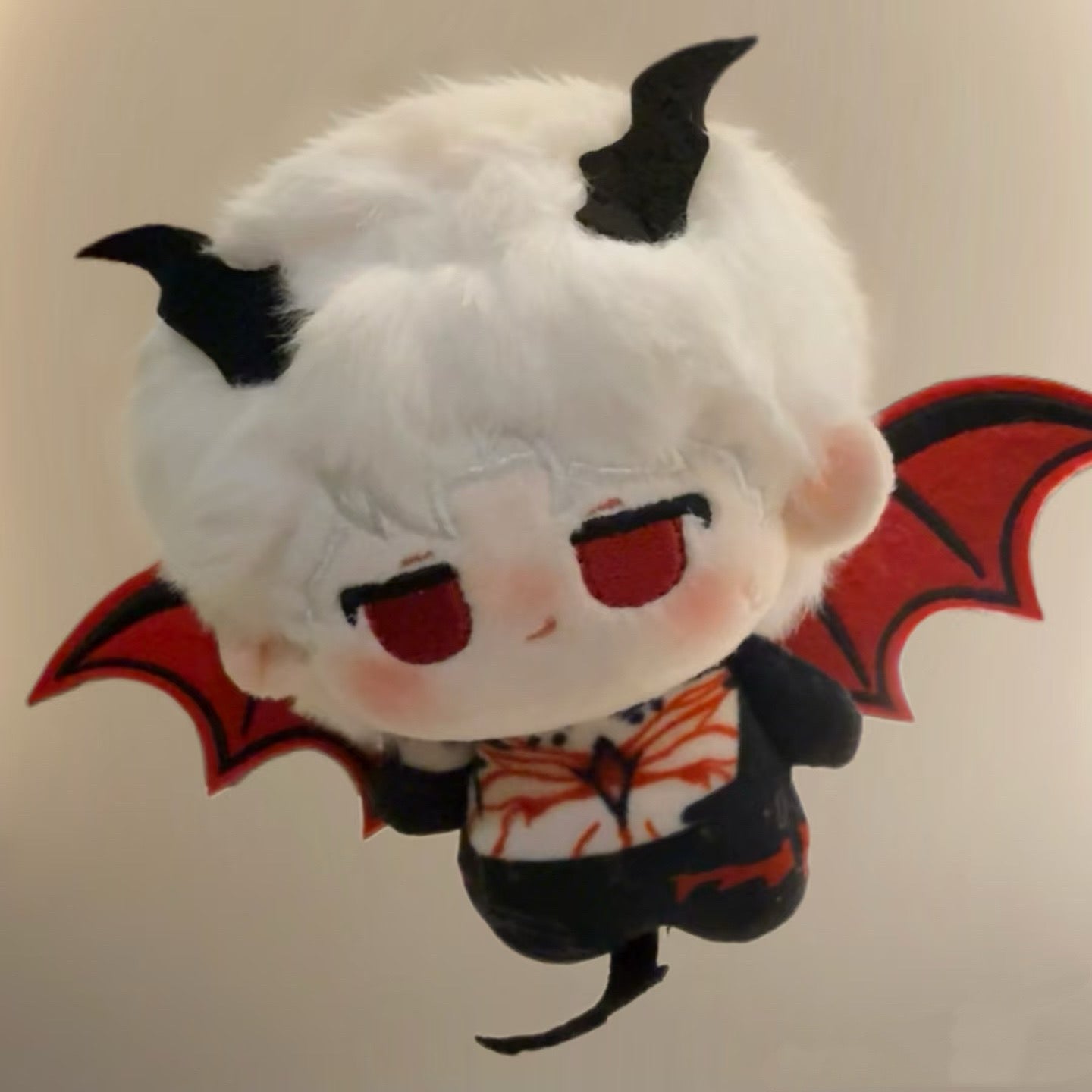 Love & deep space Sylus 10 cm plushie