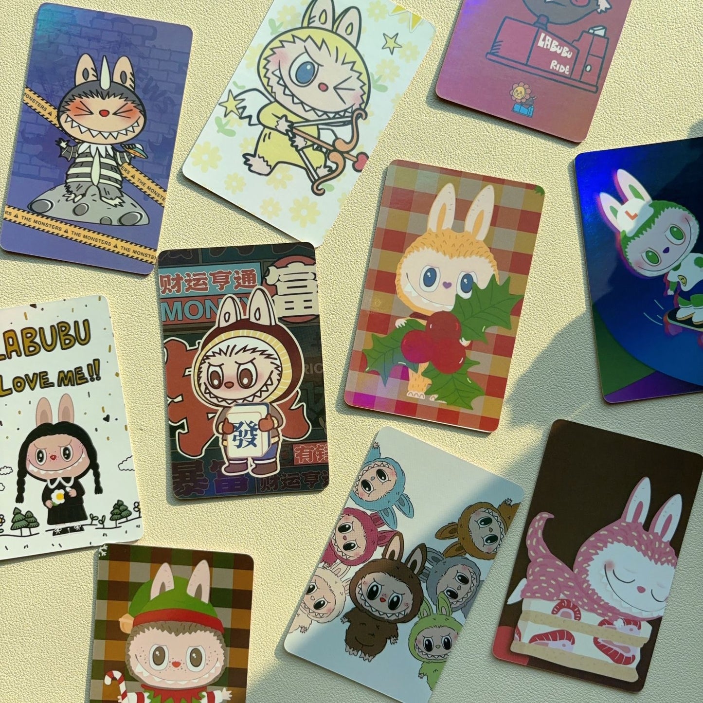 Labubu photocard holo box ( 50 pc )
