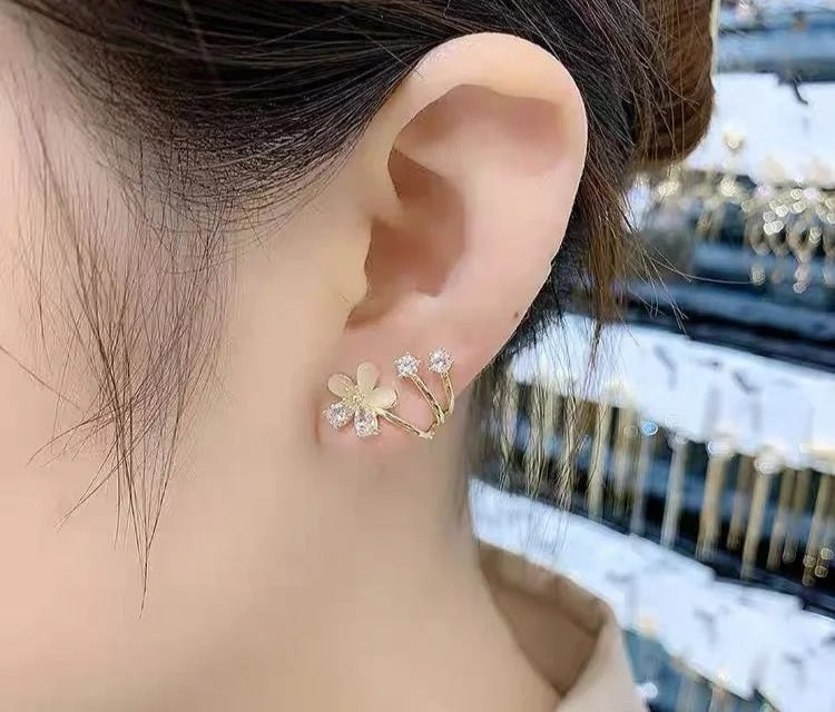Flower Dimond earrings