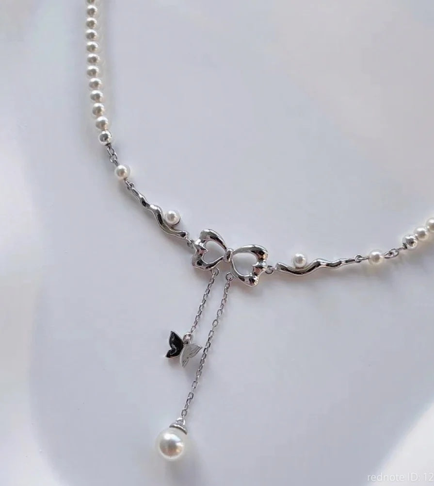 Pearl butterfly pearl necklace