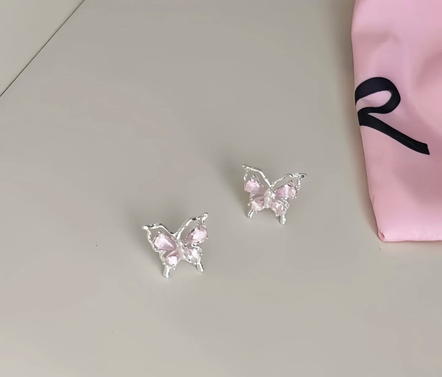 Butterfly stud