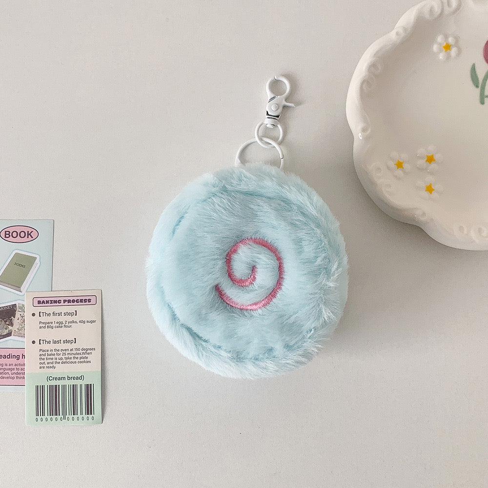 Fish cake coin pouch