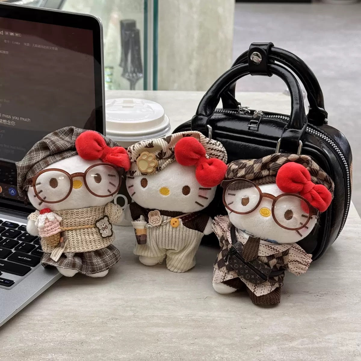 Hello kitty Plushie keyring