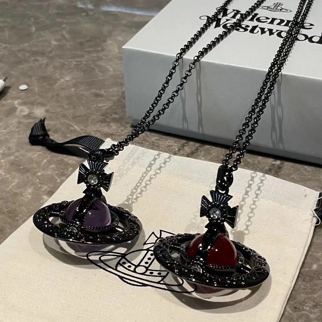 VW large orb necklace