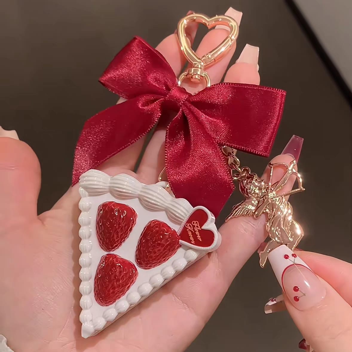 Flower knows Strawberry Cupid solid perfume keychain