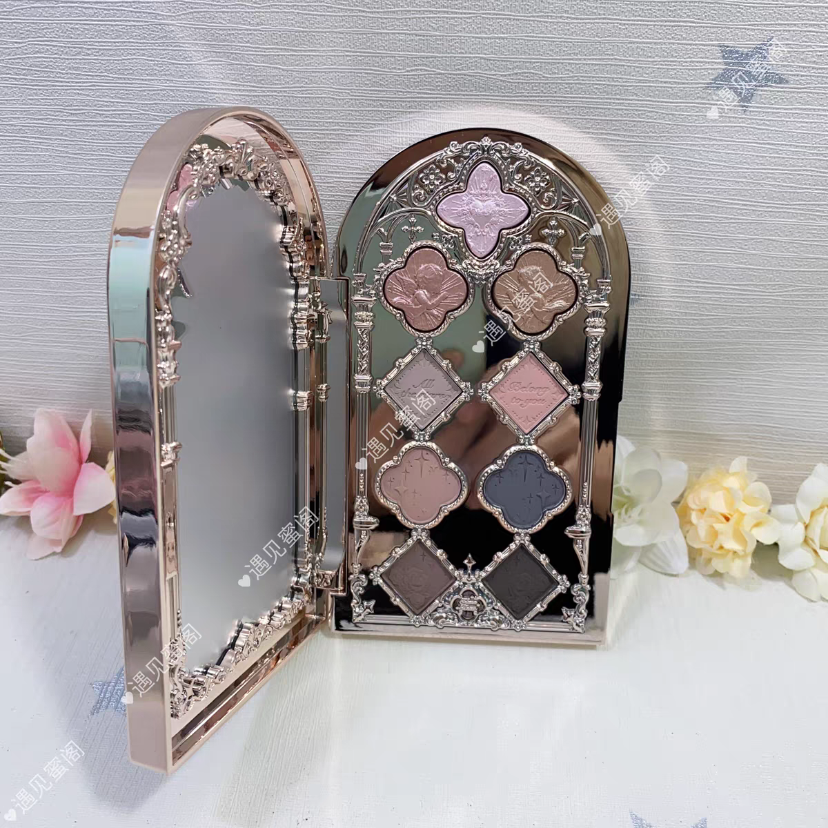 Flower knows Angel collection eyeshadow palette