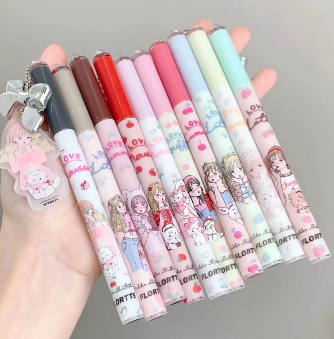 FLORTTE Mikko eyeliner pen