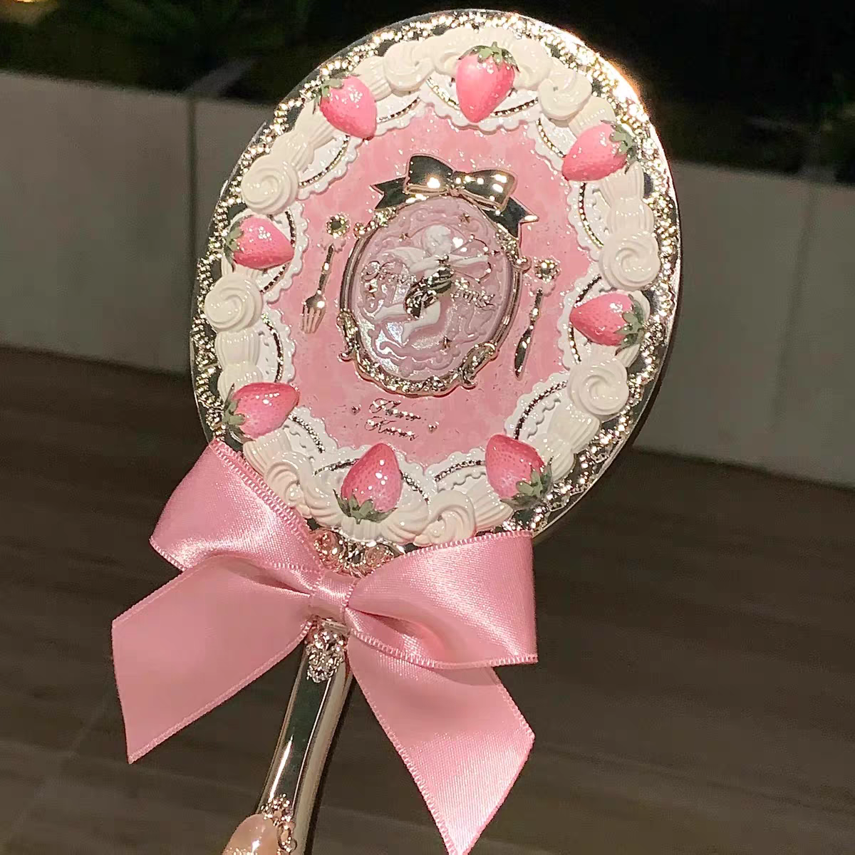 Flower knows Strawberry Cupid mirror