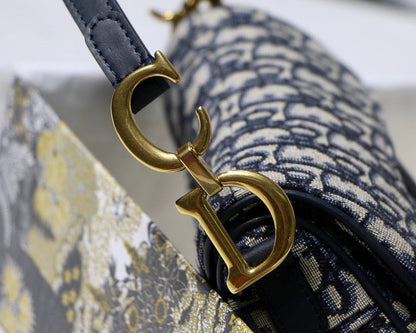 Dior saddle bag