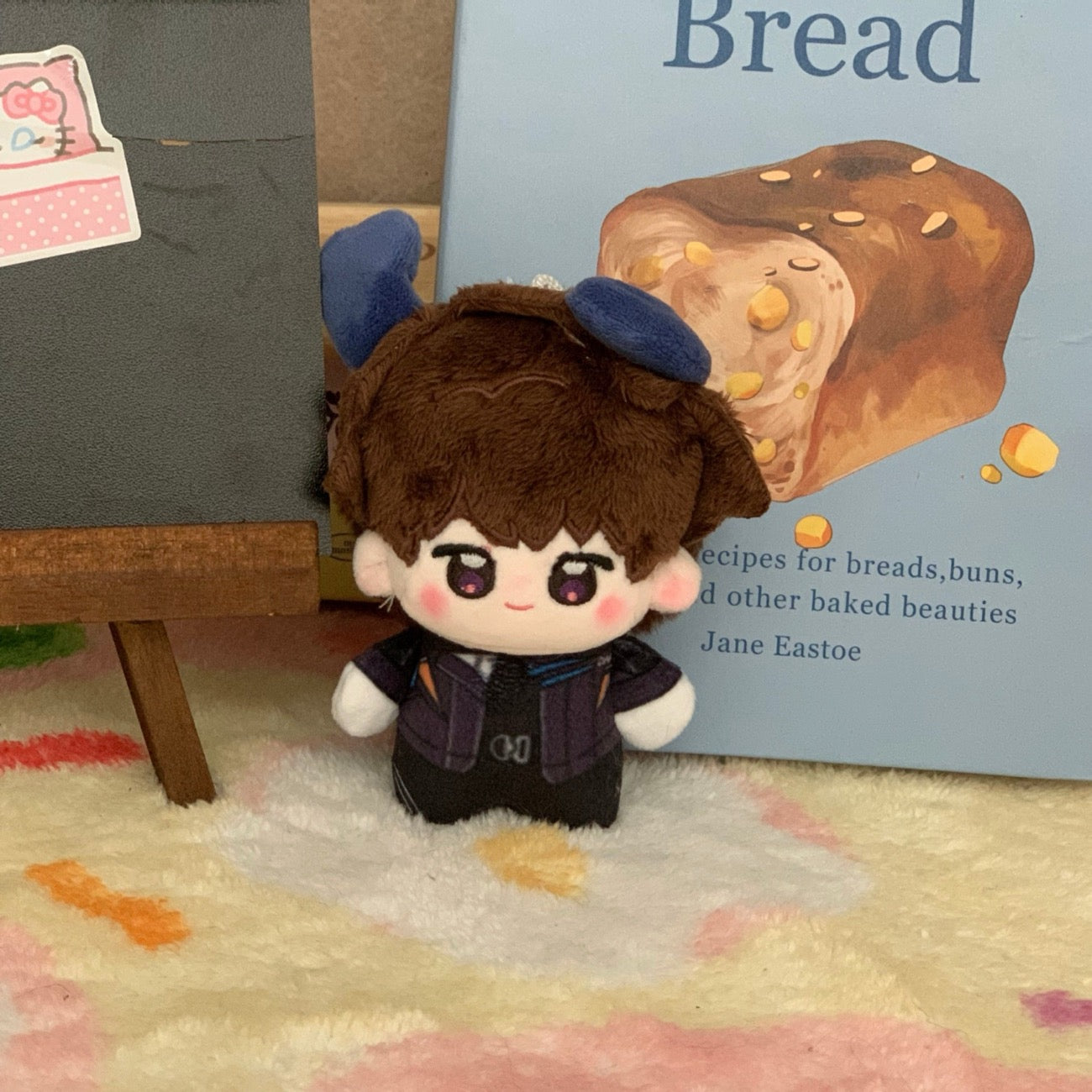 Love and deep space 10 cm plushie