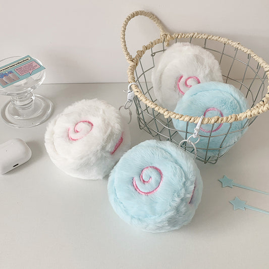 Fish cake coin pouch