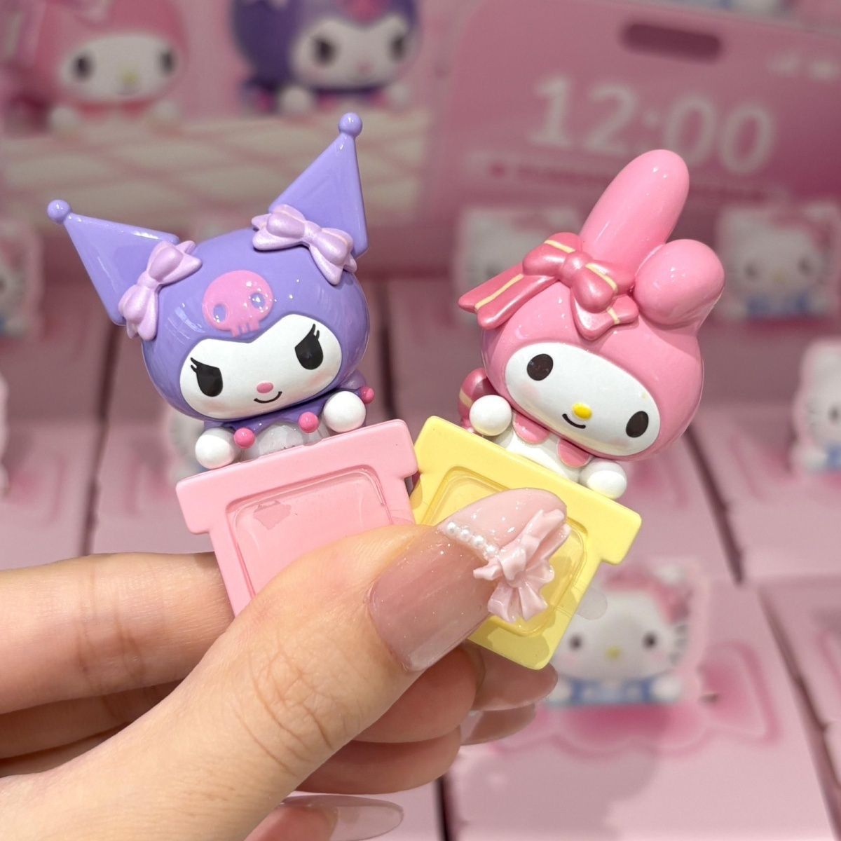 Official Sanrio miniso hippers series 2