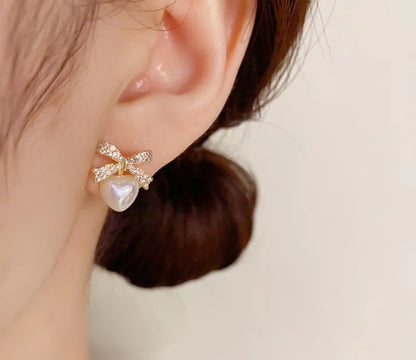 Dimond ribbon heart earrings