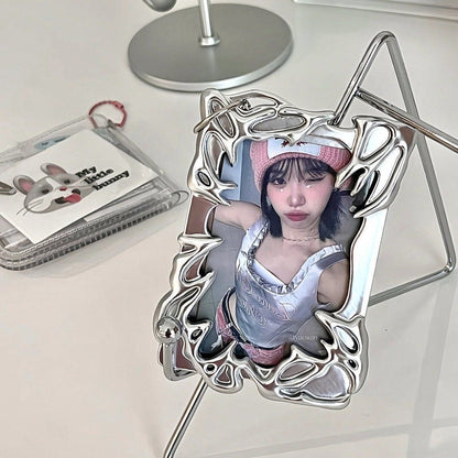 Metallic photo card holder