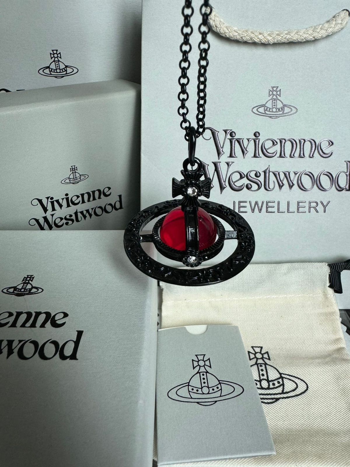 VW large orb necklace