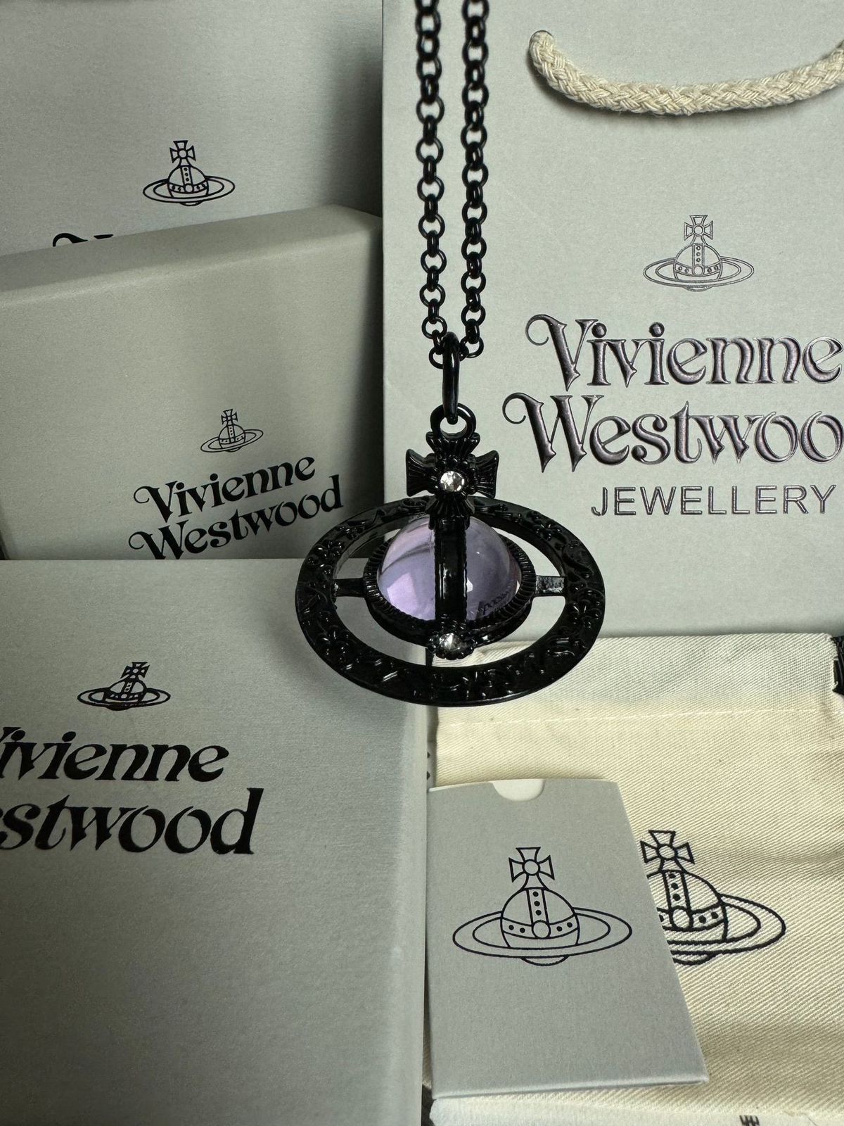 VW large orb necklace