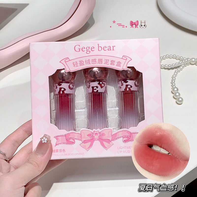 Gege bear lightweight velvet lip mud