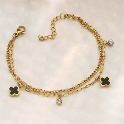 Clover leaf Dimond bracelet
