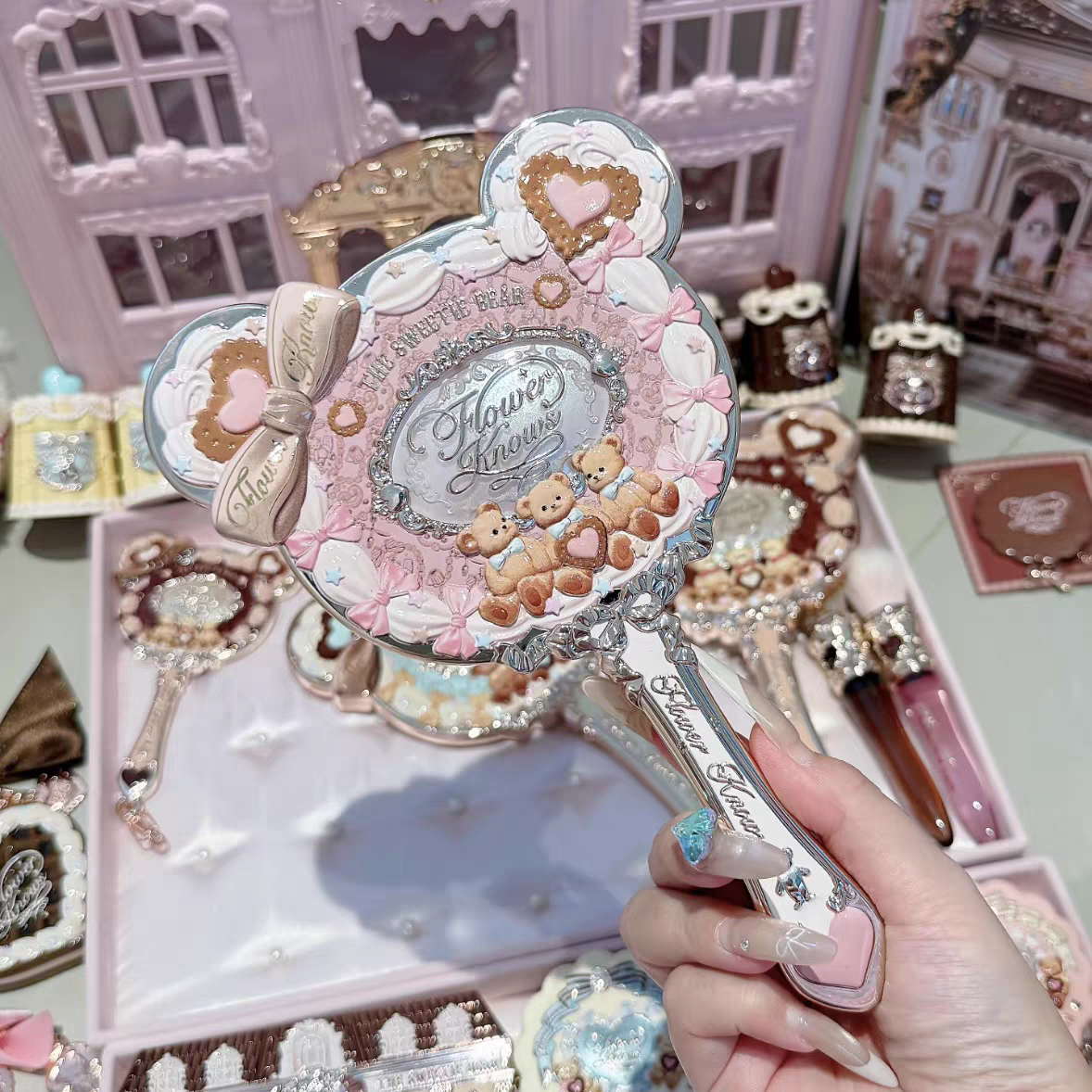 Flower knows sweetheart Bear series hand mirror