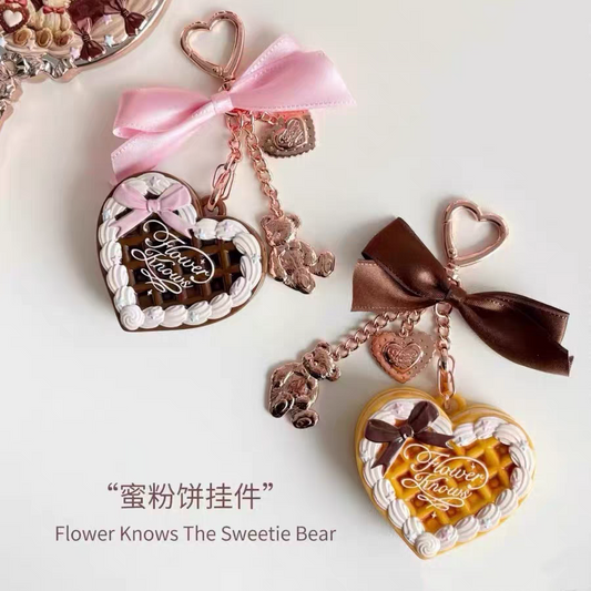 Flower knows sweetheart Bear series honey pressed powder pendant
