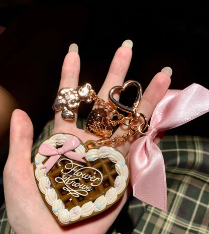 Flower knows sweetheart Bear series honey pressed powder pendant